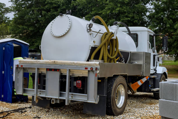 Porta potty delivery and setup in Monticello, IN